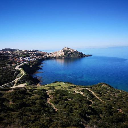 La Tartaruga Spiaggiata - Bilocale Centrale A Pochi Metri Dalla Spiaggia Castelsardo Luaran gambar